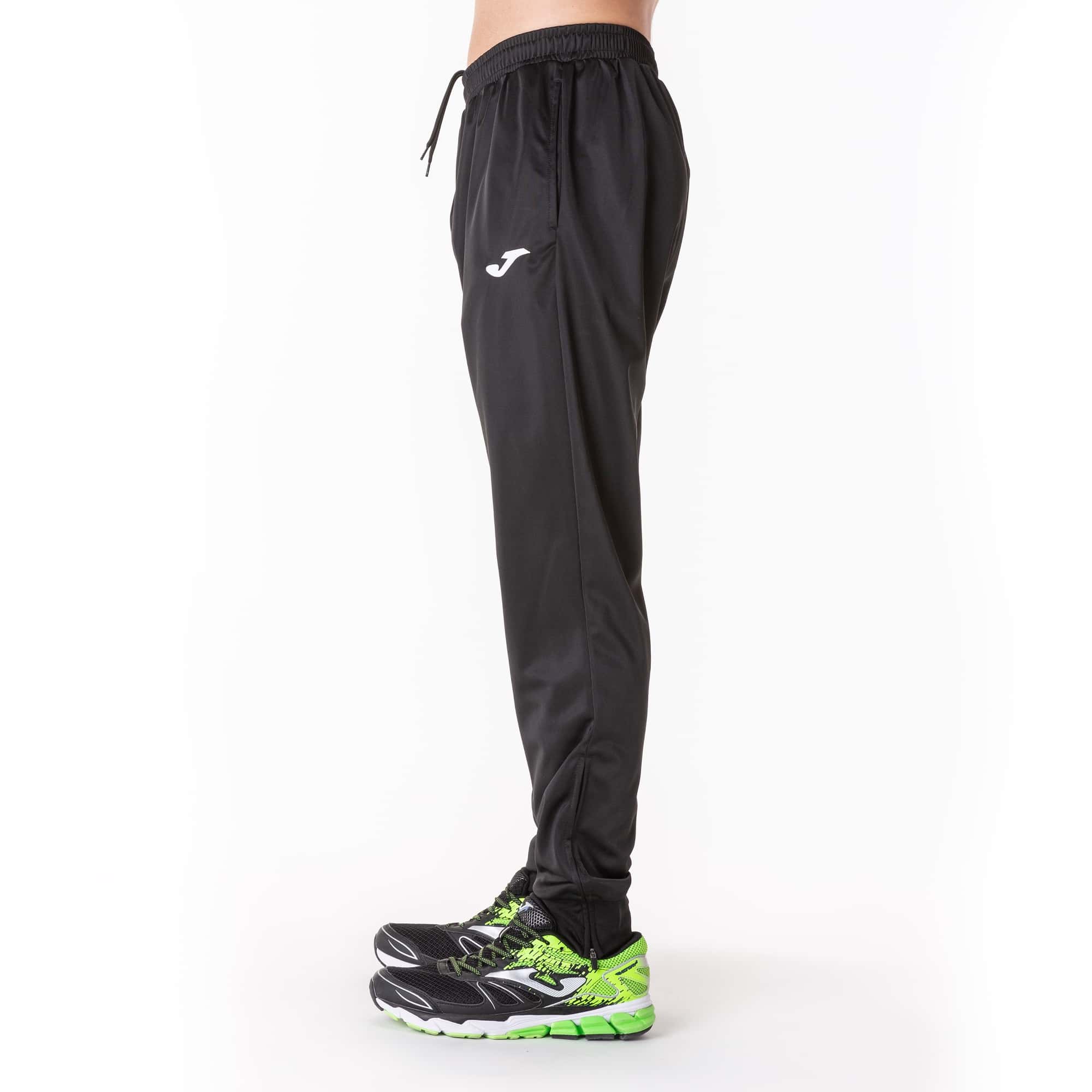 Longs pants man Estadio II