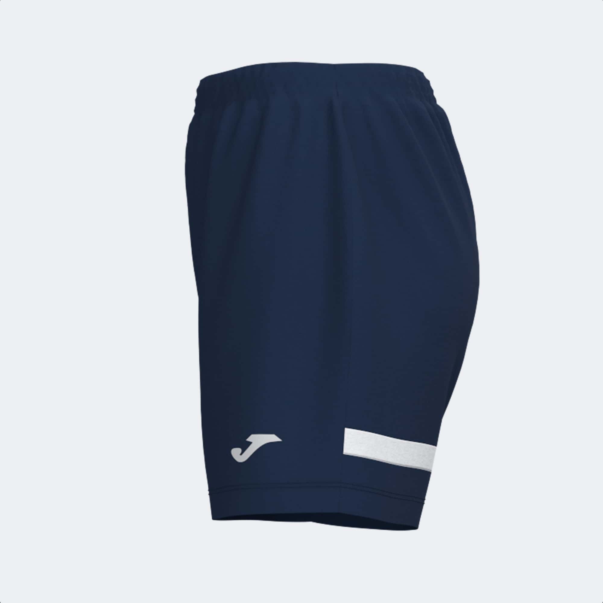 Shorts woman Tokyo