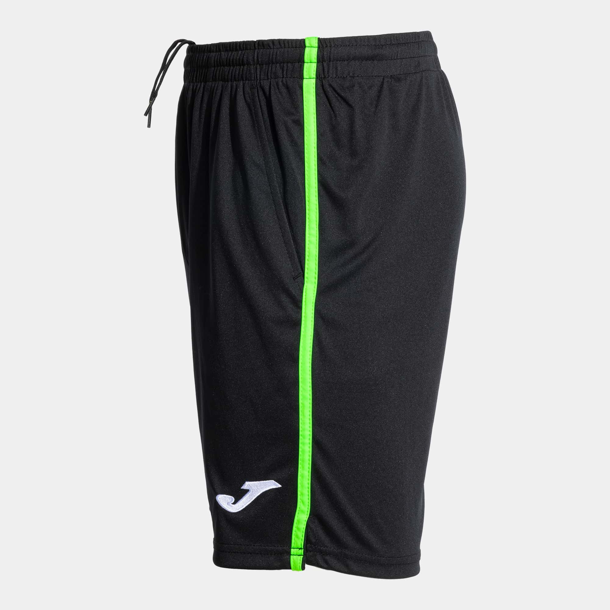 Bermuda shorts man Open III