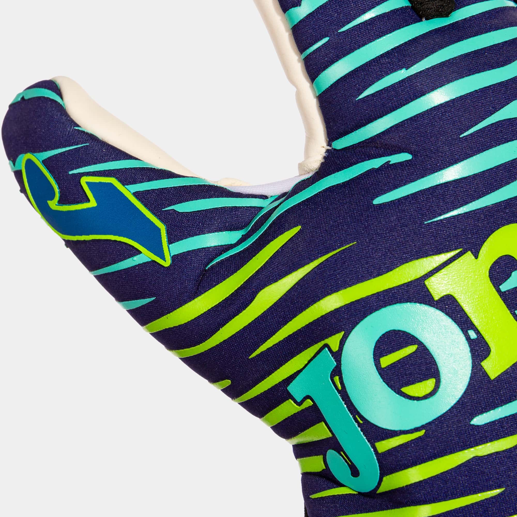 Football goalkeeper gloves Gk