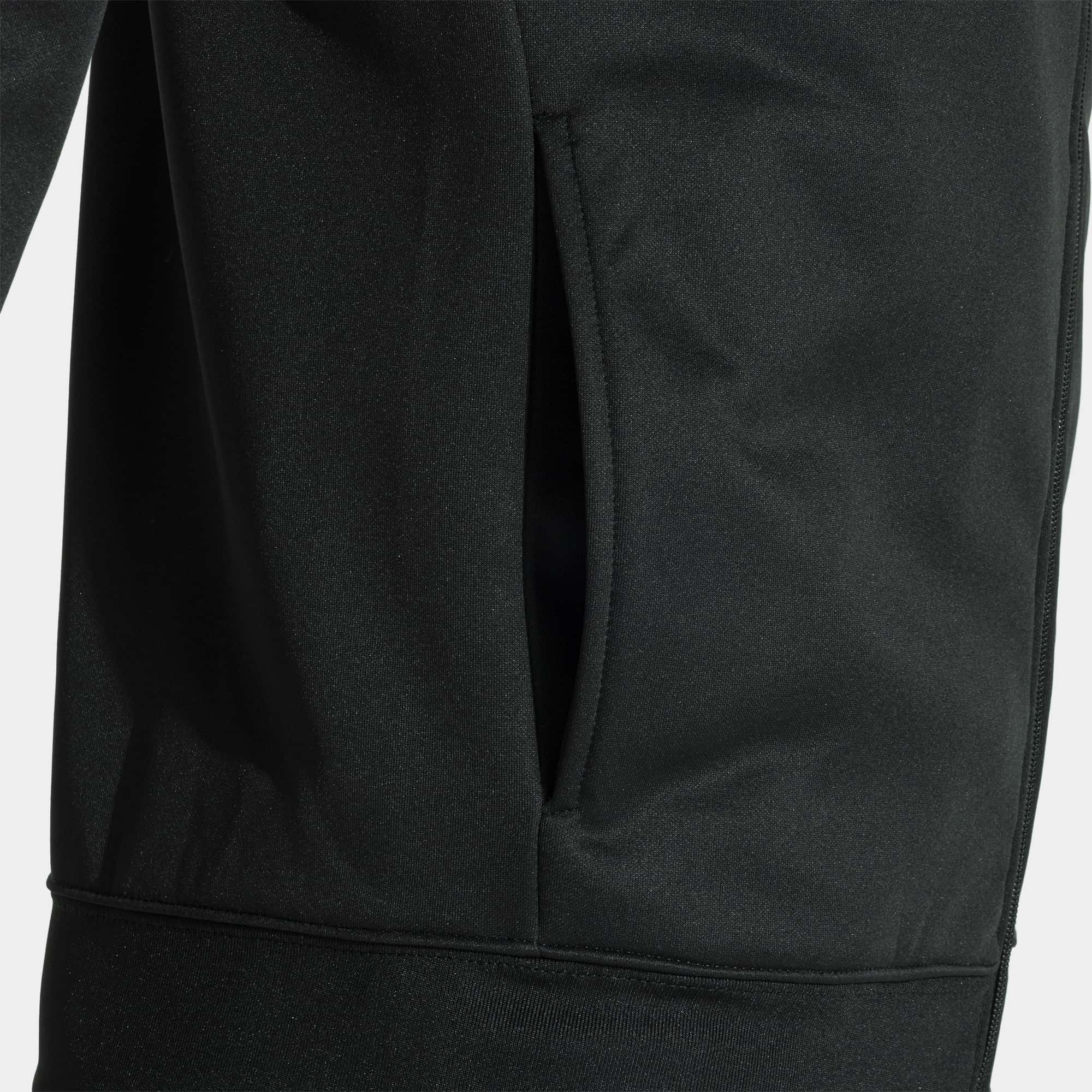 Tracksuit man Danubio III