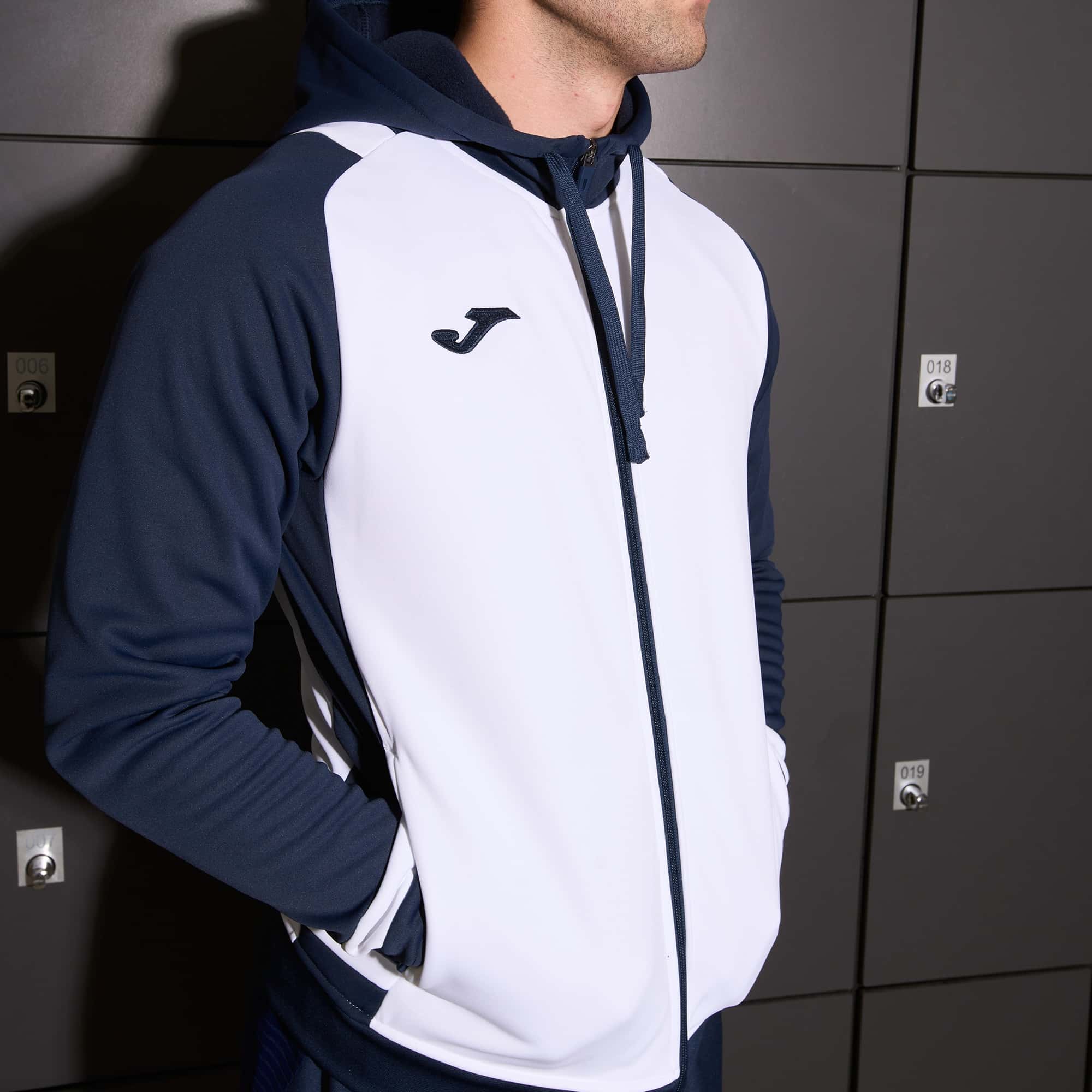 Tracksuit man Lider