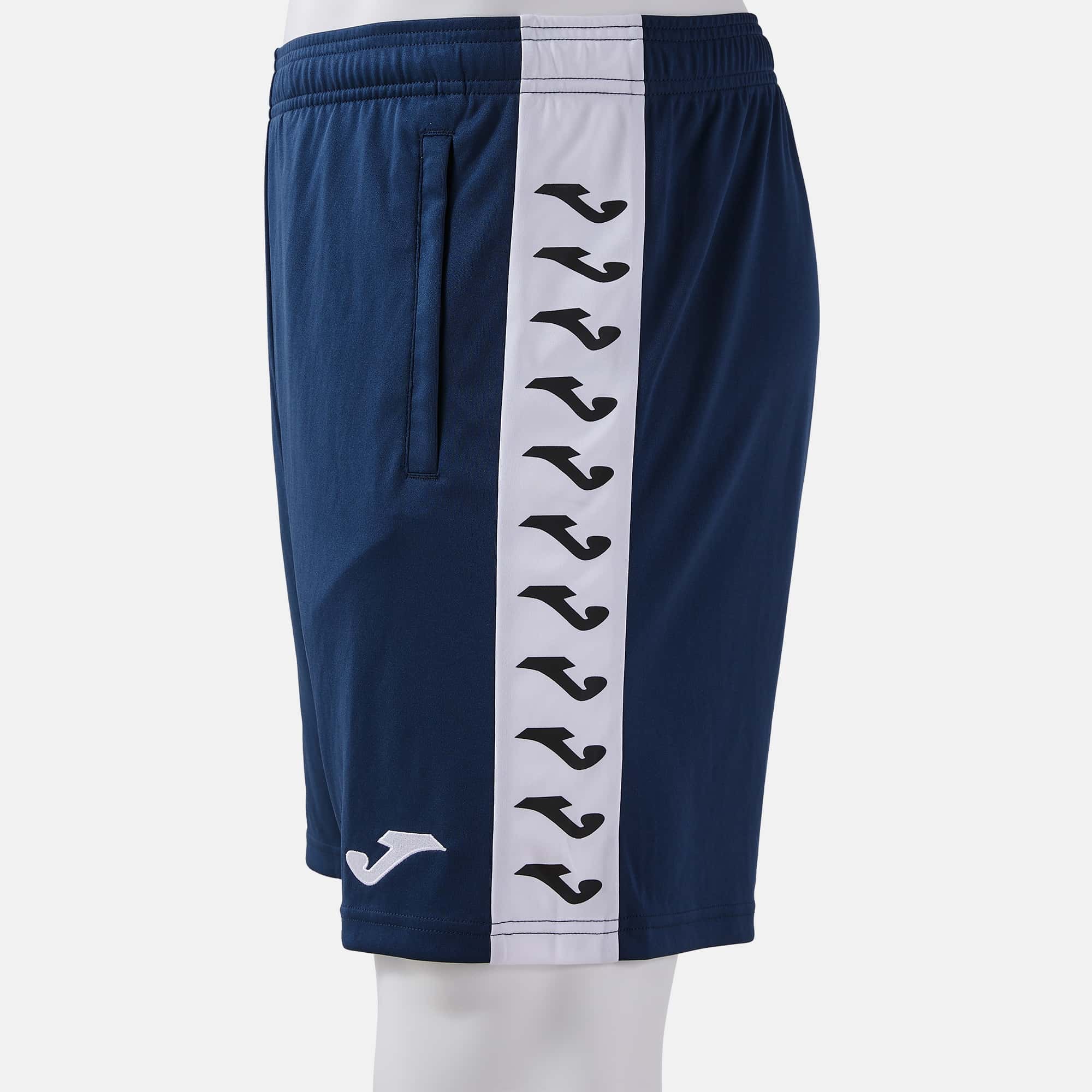 Bermuda shorts man Heroic