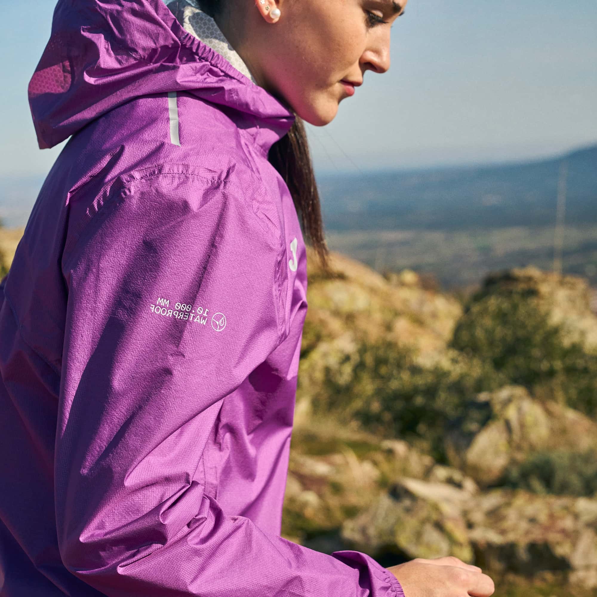 Rainjacket woman R-City London