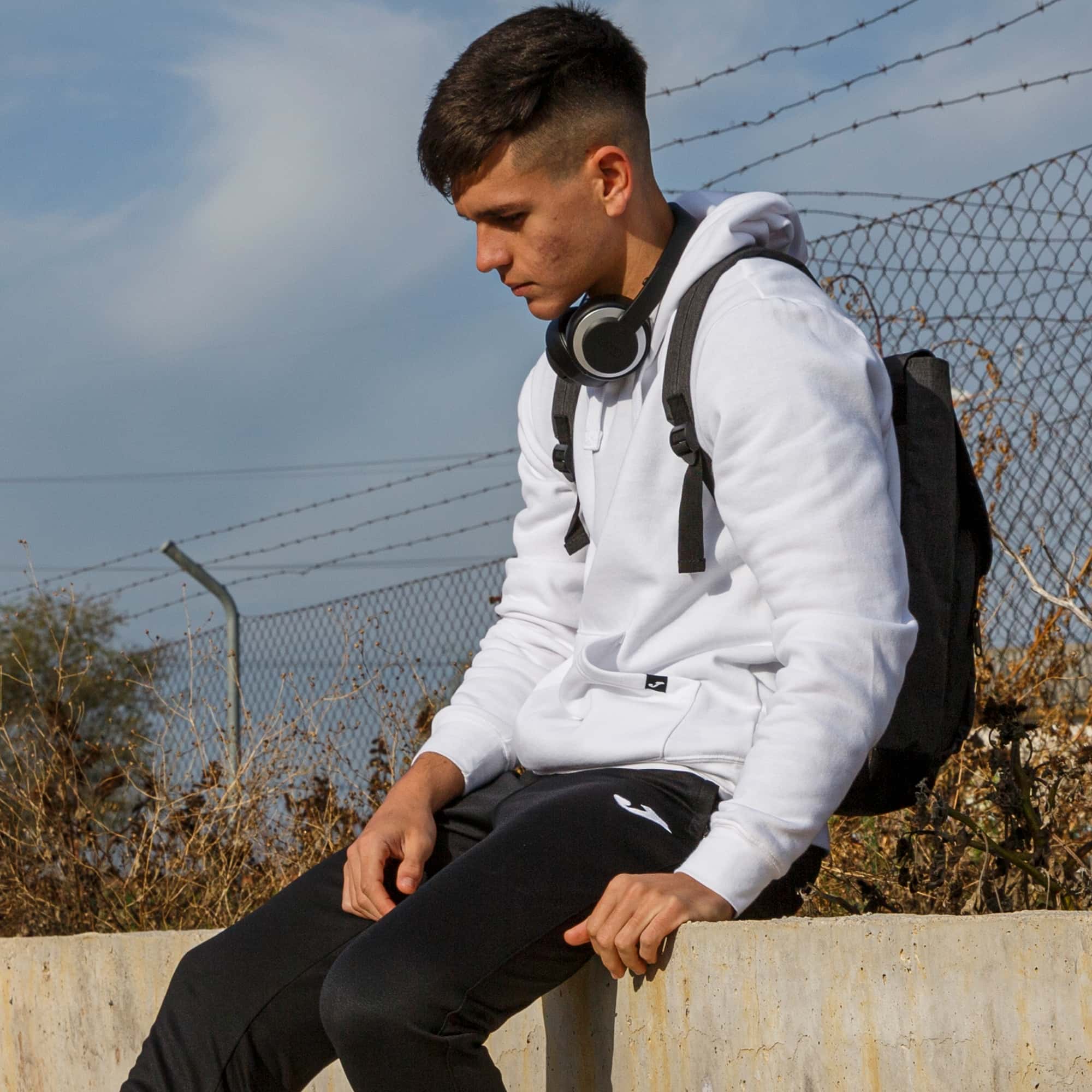 Hooded sweater man Montana