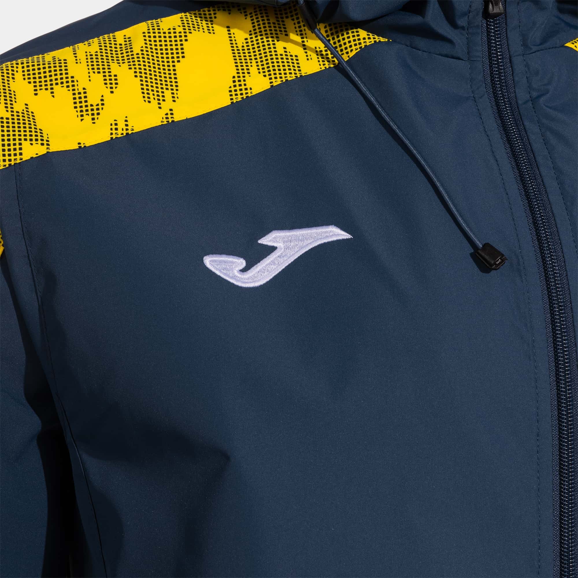 Rainjacket man Champions VIII 