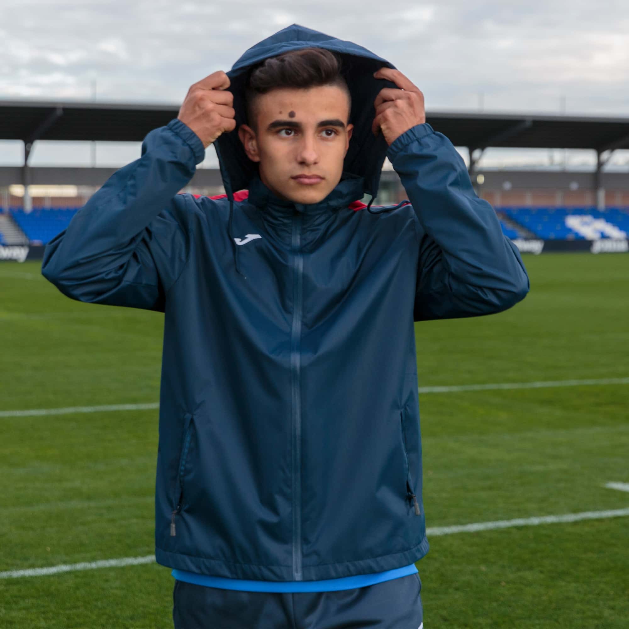 Rainjacket man Trivor