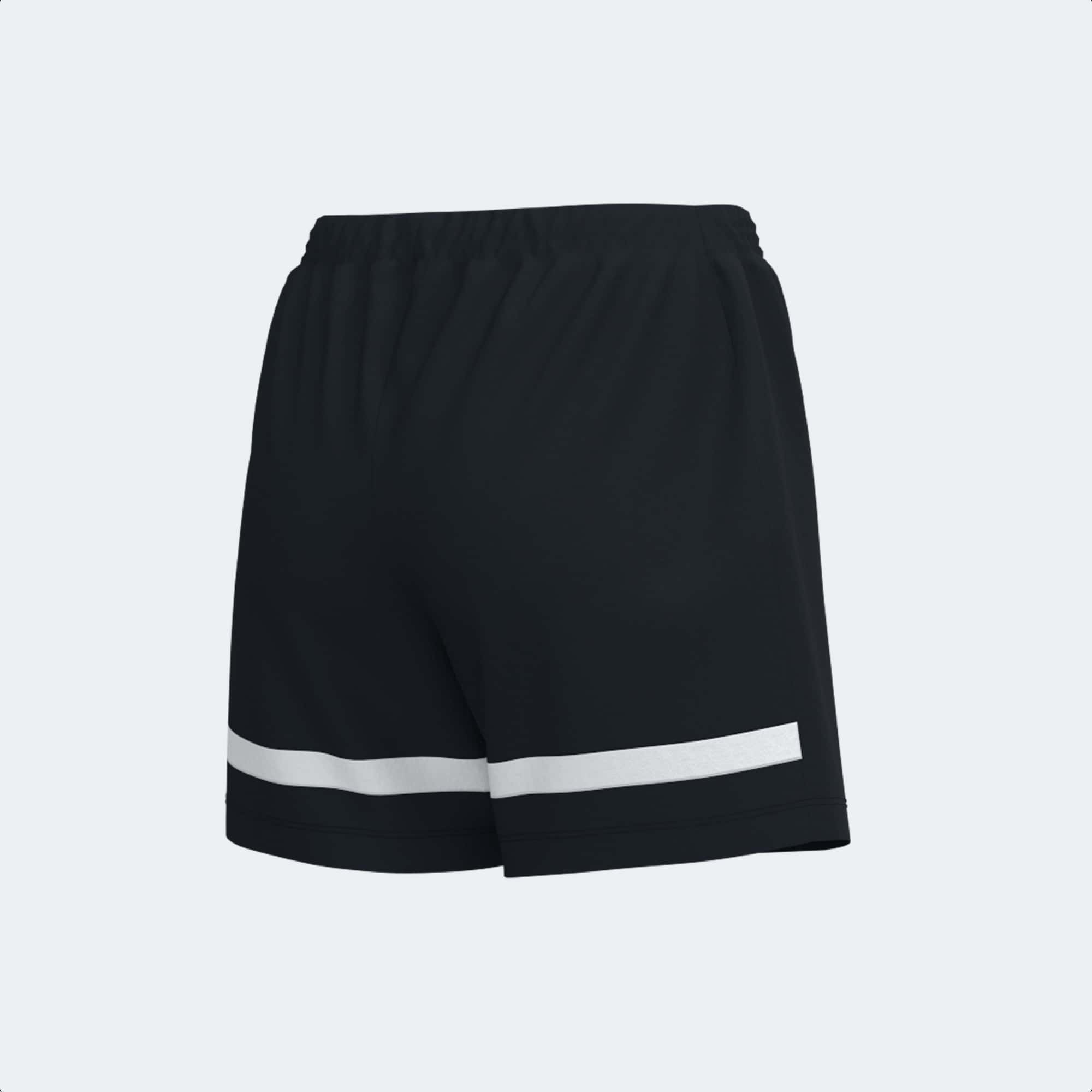Shorts woman Tokyo