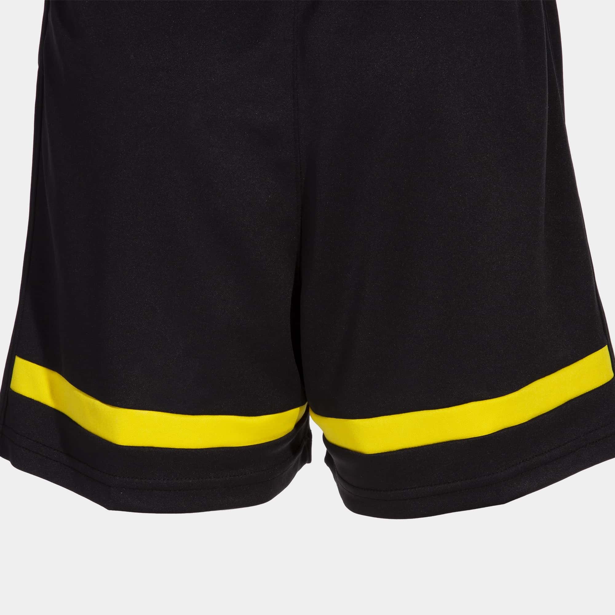 Shorts woman Tokyo