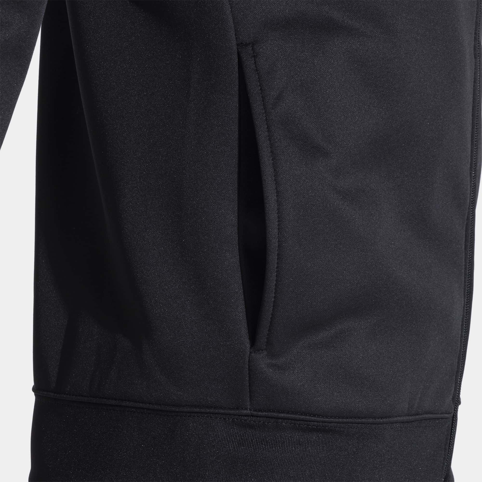 Tracksuit man Danubio III