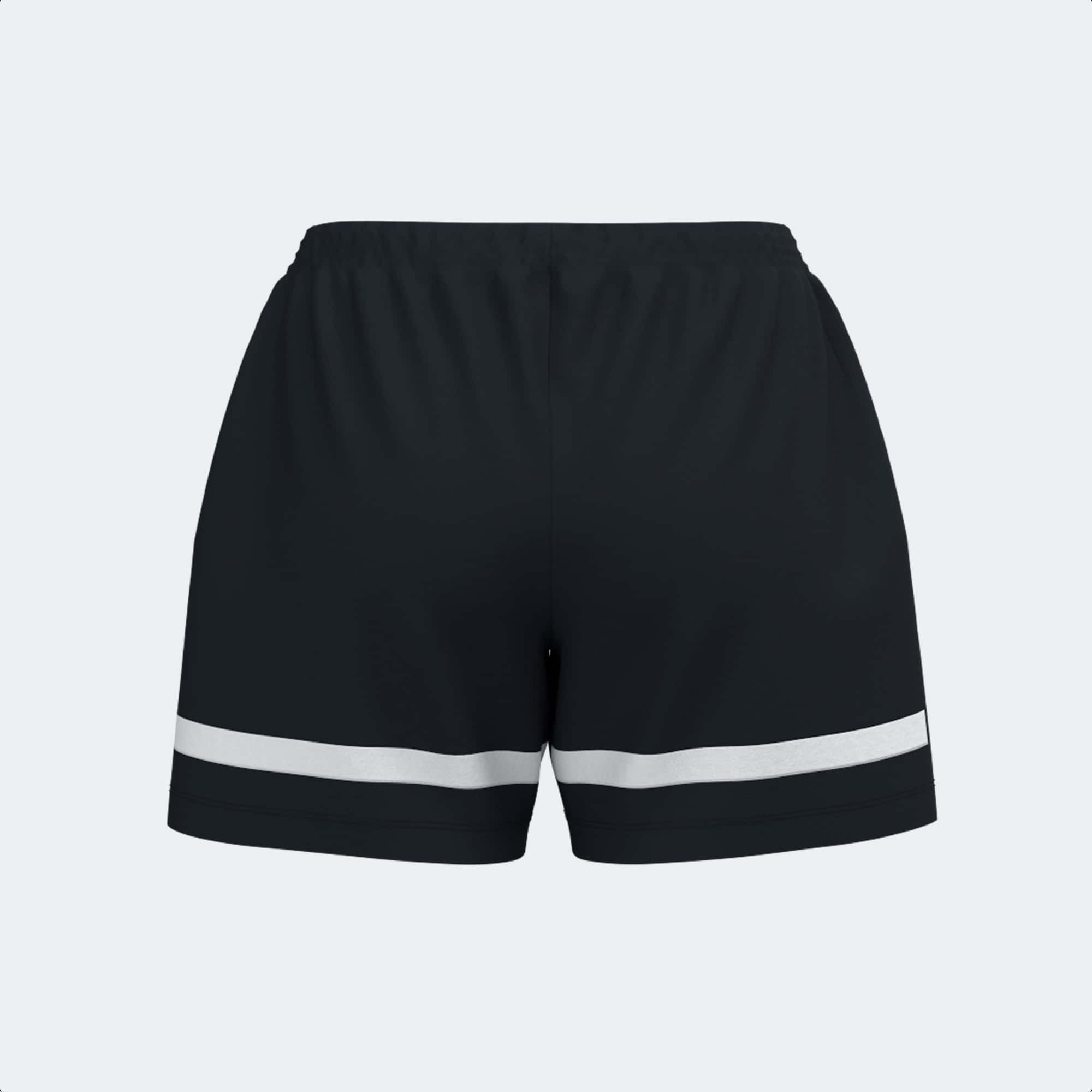 Shorts woman Tokyo