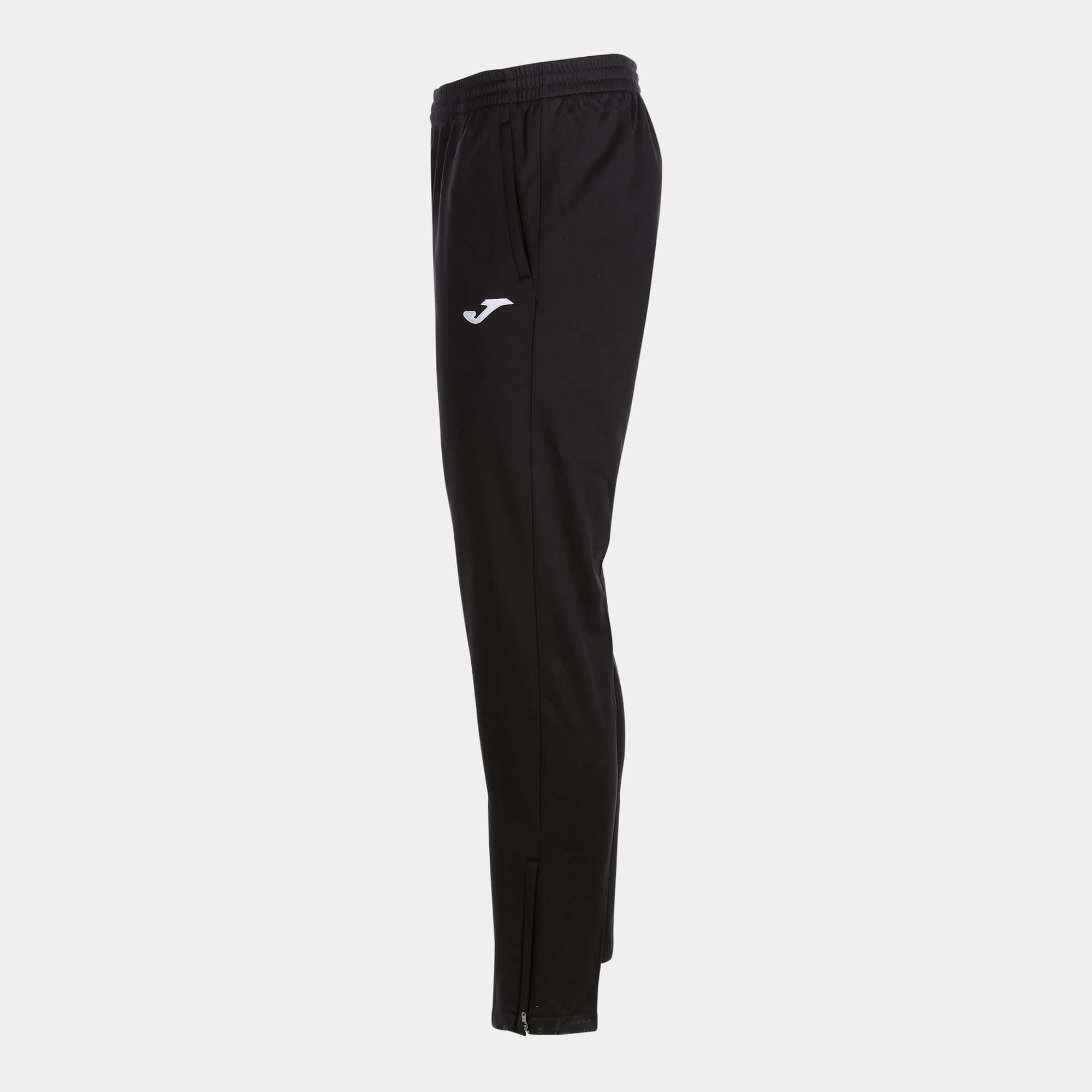 Longs pants man Nilo