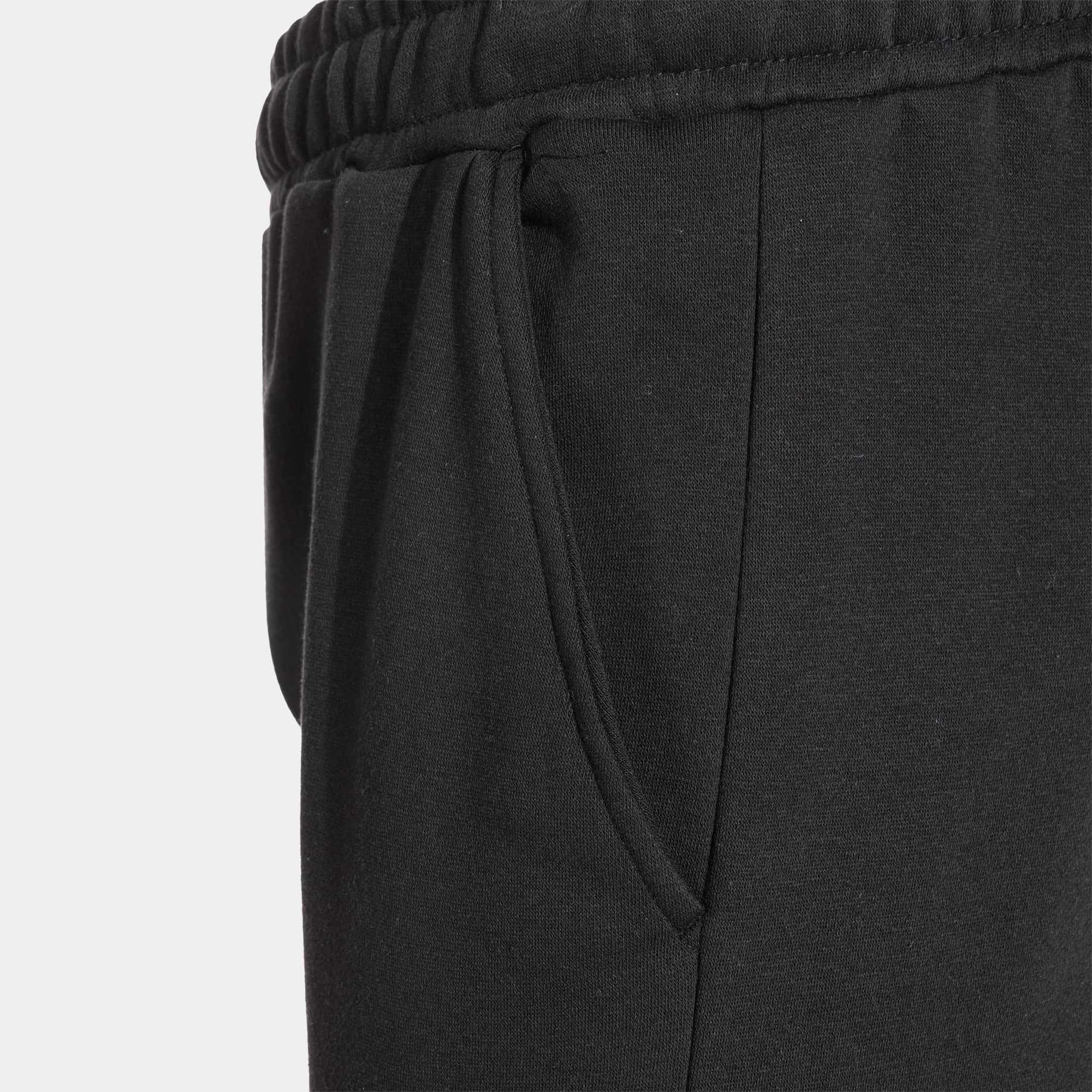 Longs pants man Urban Street