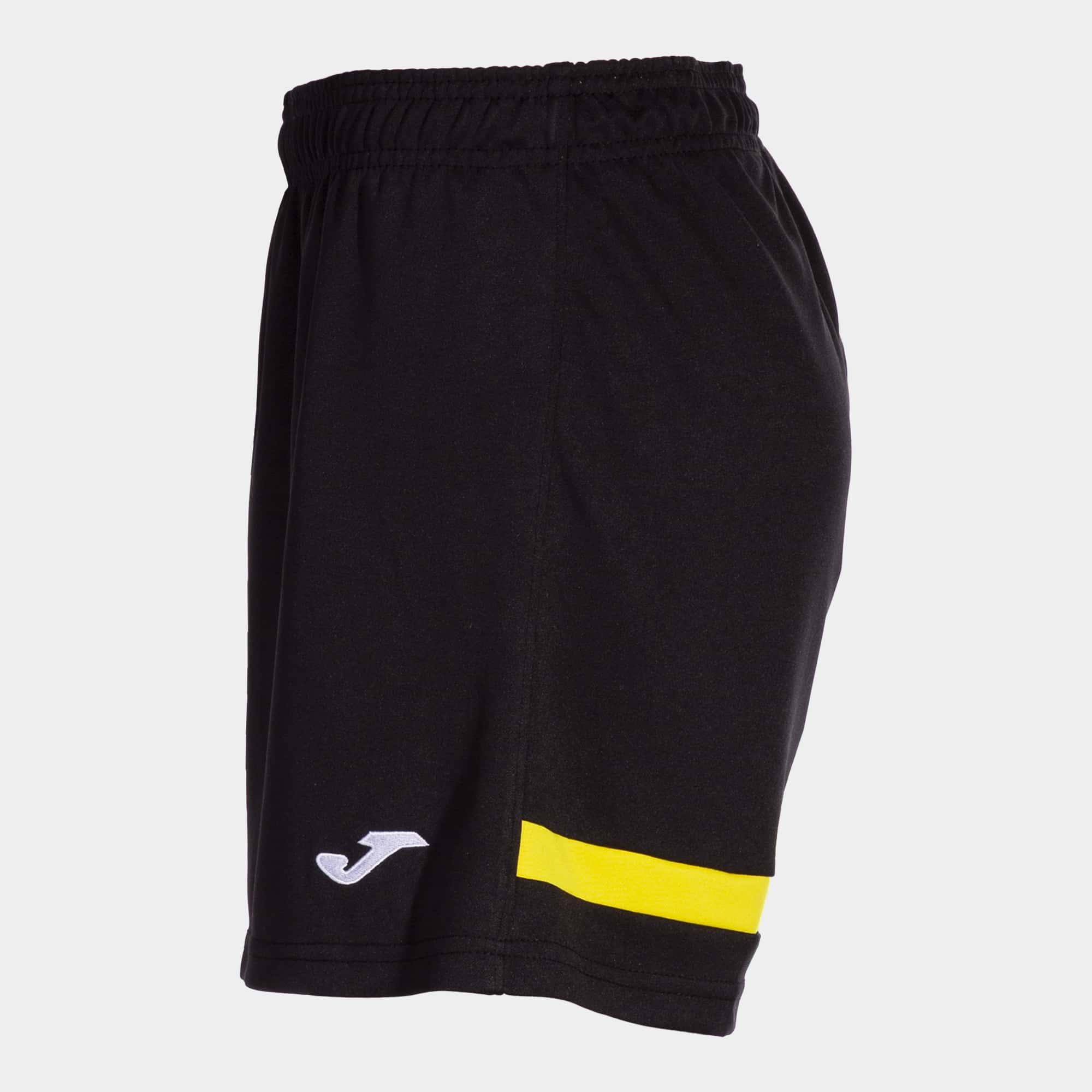 Shorts woman Tokyo